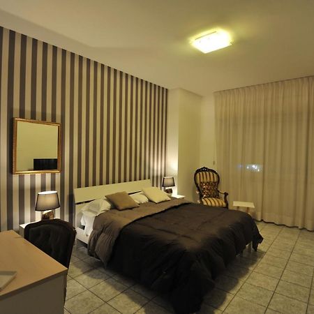 Quarantadue Quindici Hotel Termoli Kültér fotó